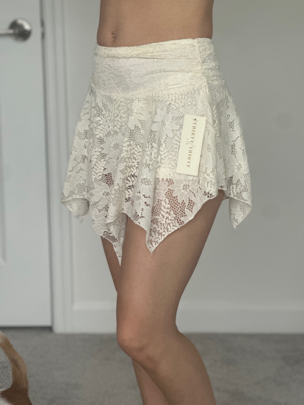 Twenty8Twelve White Lace Mini Skirt - brand new with tags Size XS